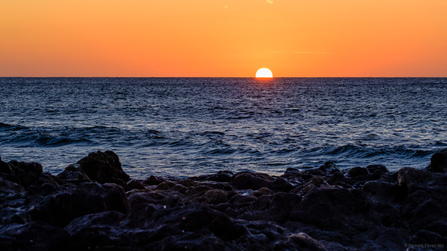 Atardecer en Lanzarote: descubre los rincones más bellos cuando cae el sol